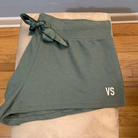 Victoria's Secret Pants - Victoria’s Secret shorts